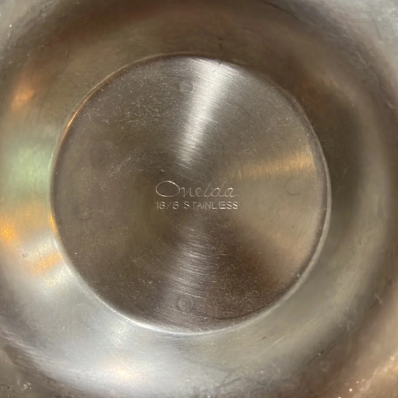 Vintage Oneida 18/8 Stainless Steel Gravy Boat Bowl w/ drop plate - Picture 4 of 4